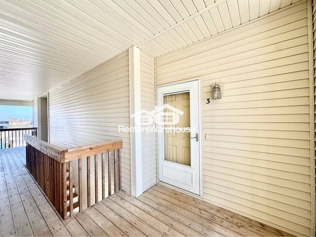 Building Photo - 1624 NW Prairie Lakes Dr