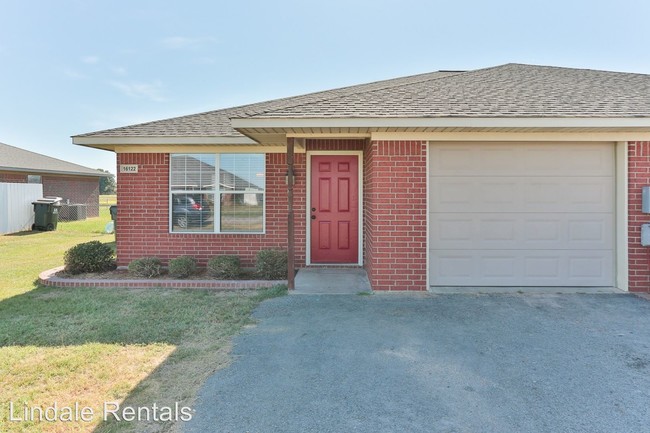 Building Photo - 16140 Rolling Meadows Dr