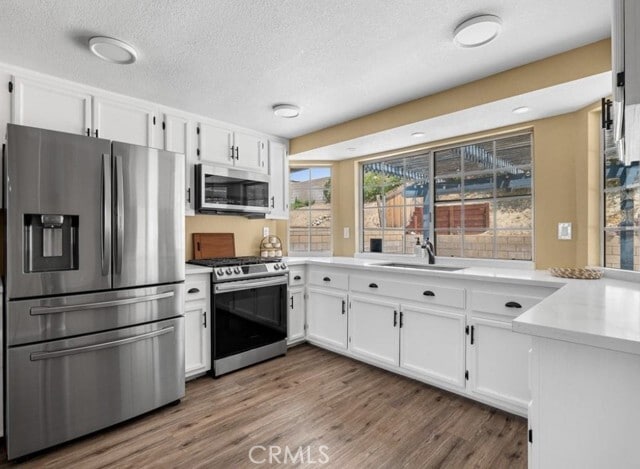 Foto del edificio - 13901 Hidden Valley Rd