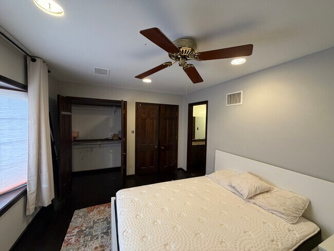 Foto del edificio - 123 Private Dr