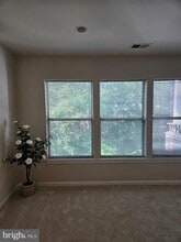 Building Photo - 7718 Lafayette Forest Dr