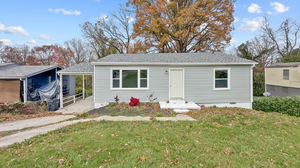 Foto principal - 3223 Lay Ave