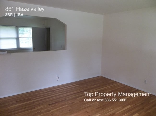 Building Photo - 861 Hazelvalley Dr