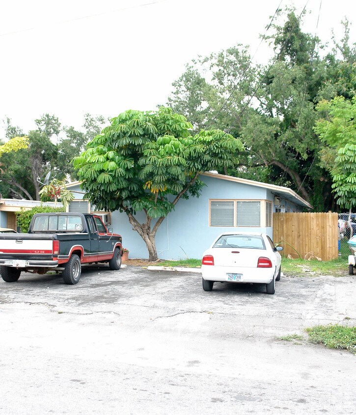 Foto del edificio - 1949-1955 Riverside Dr