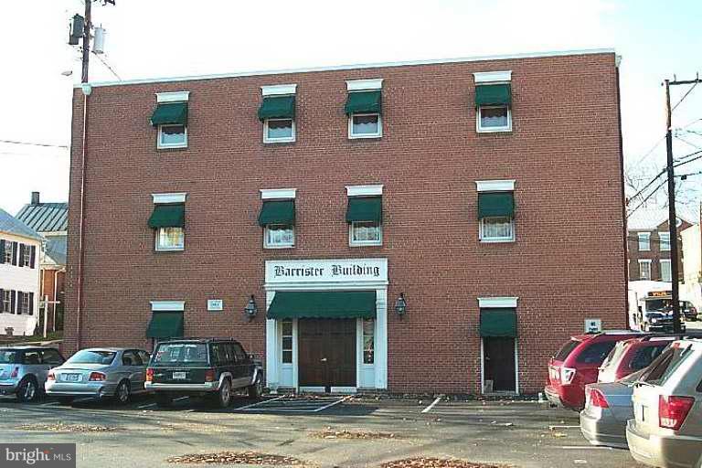 Foto del edificio - 110 E Market St