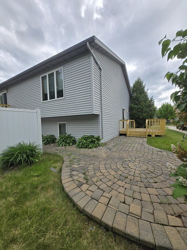 Foto del edificio - 5238 W Lanark Dr