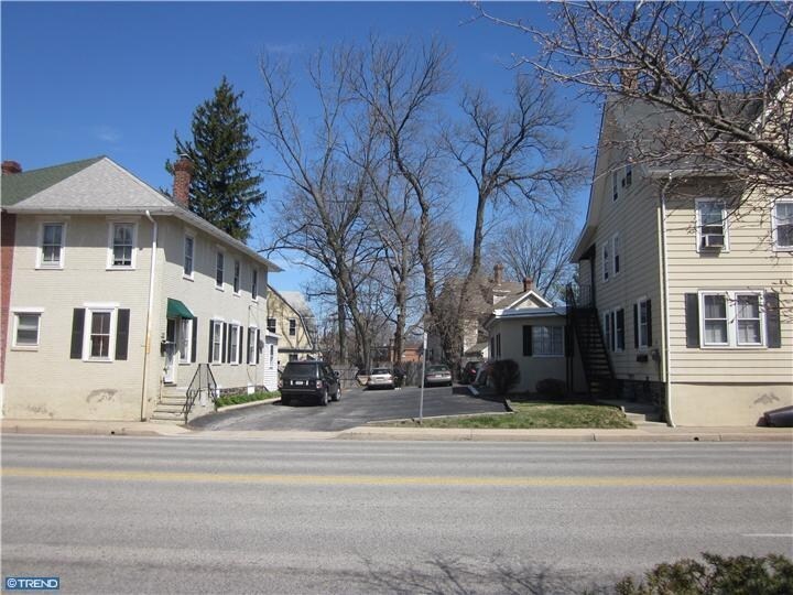 Primary Photo - 915-923 County Line Rd