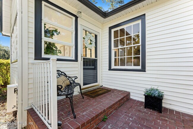 Building Photo - 4744 Glenwood Ave