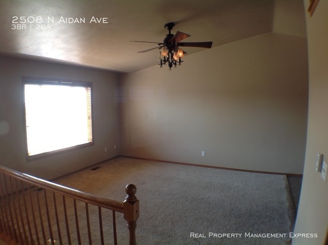 Foto del edificio - 3 Bedroom 2 Bath Home North West Sioux Falls