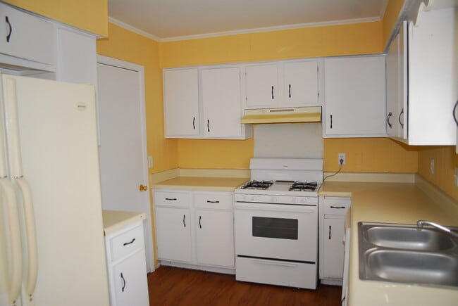 Foto del edificio - 2508 Halsel St
