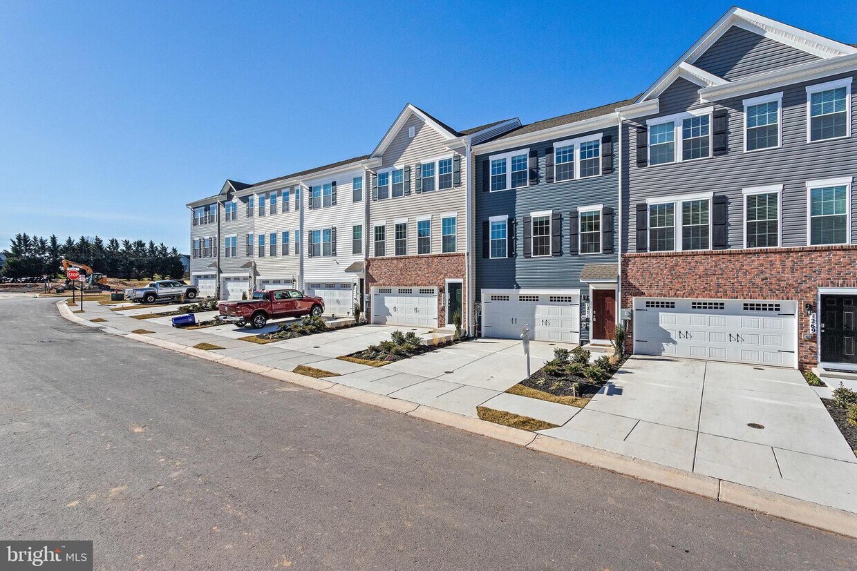 1271 Apollo Dr, Fort Detrick, MD 21702 Townhome Rentals in Fort
