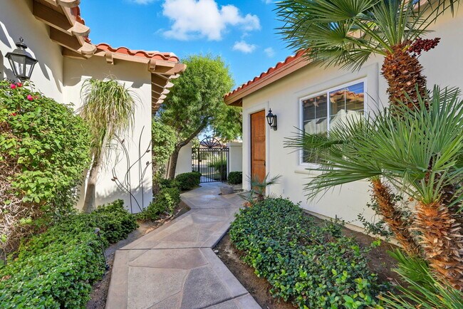 Foto del edificio - 49463 Vía Conquistador