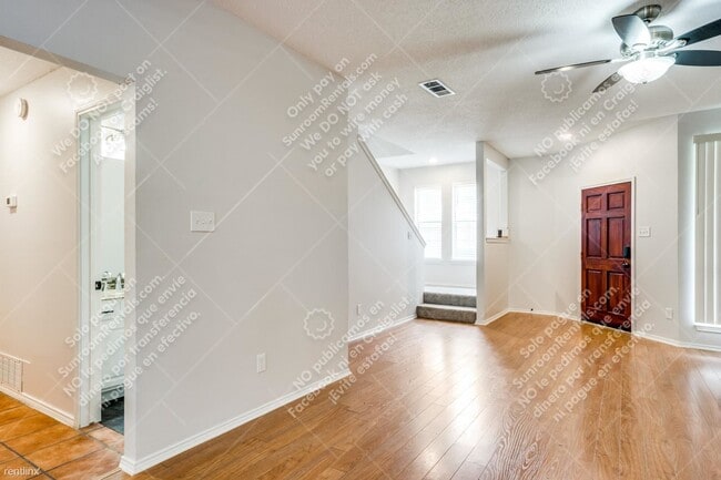 Building Photo - 3 br, 3 bath House - 6300 Glen Knoll Dr
