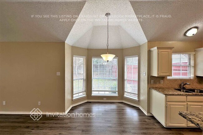 Building Photo - 1501 Hunter Ct