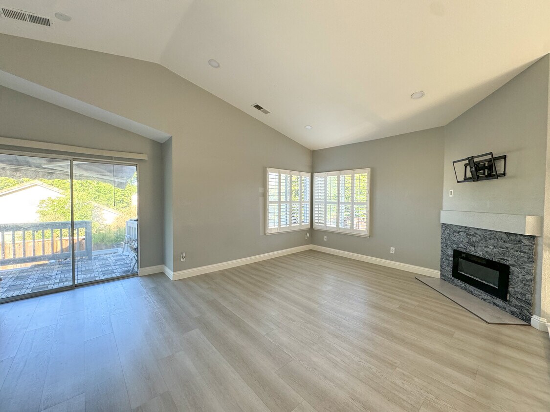 Foto principal - 880 Arches Ct