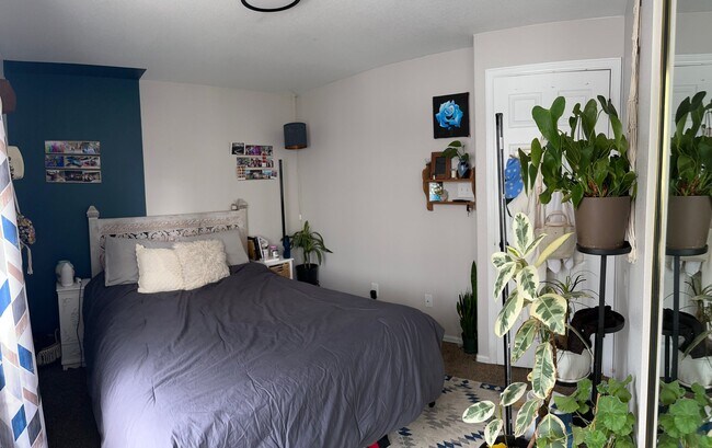 Foto del edificio - 11584 Oswego St