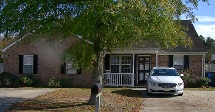 Building Photo - 3703 Lear Ct NW