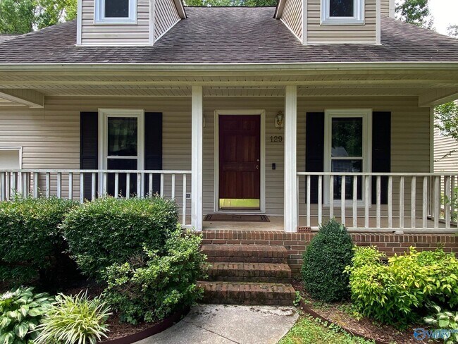 Building Photo - 129 Suffolk Dr