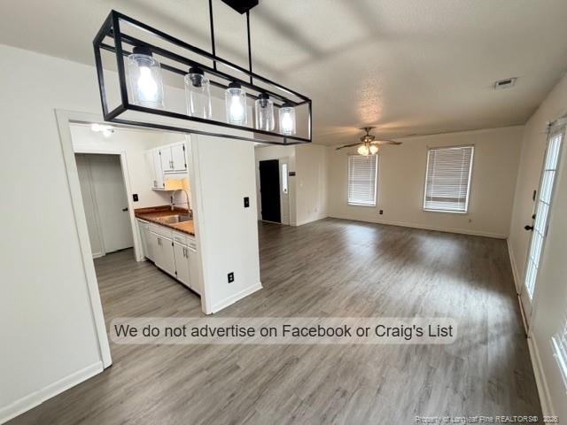 Building Photo - 209 Eppingdale Dr