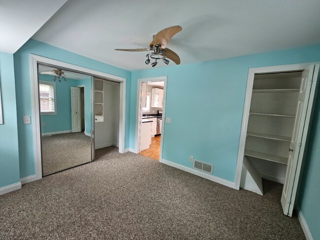 Foto del edificio - 10701 Portage Rd