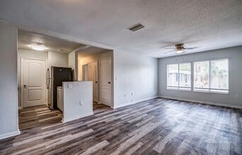 Interior Photo - Everest Gardens
