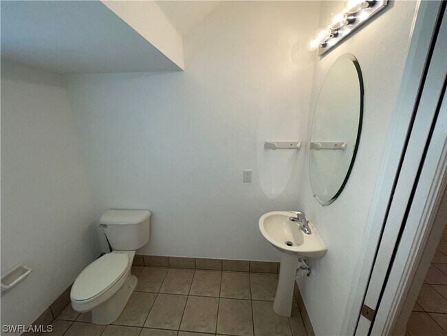 Foto del edificio - 4096 Cherrybrook Loop