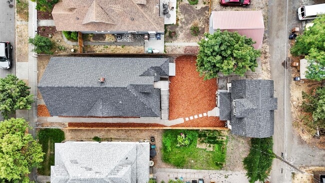 Building Photo - Cozy 1-Bedroom Unit in the heart of Spokane