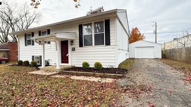 Building Photo - 2608 N Routiers Ave