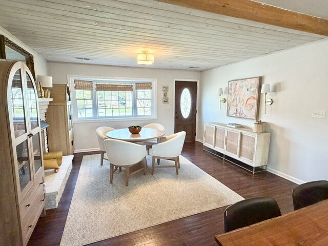 Foto del edificio - New Price! Available Now! Beautifully Renovated 3-Bedroom Rancher on Spacious Lot with Detached G...