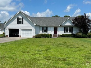 Building Photo - 213 Billetts Bridge Rd