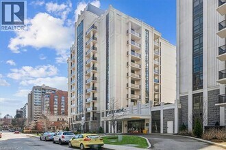 Building Photo - 81 Robinson St