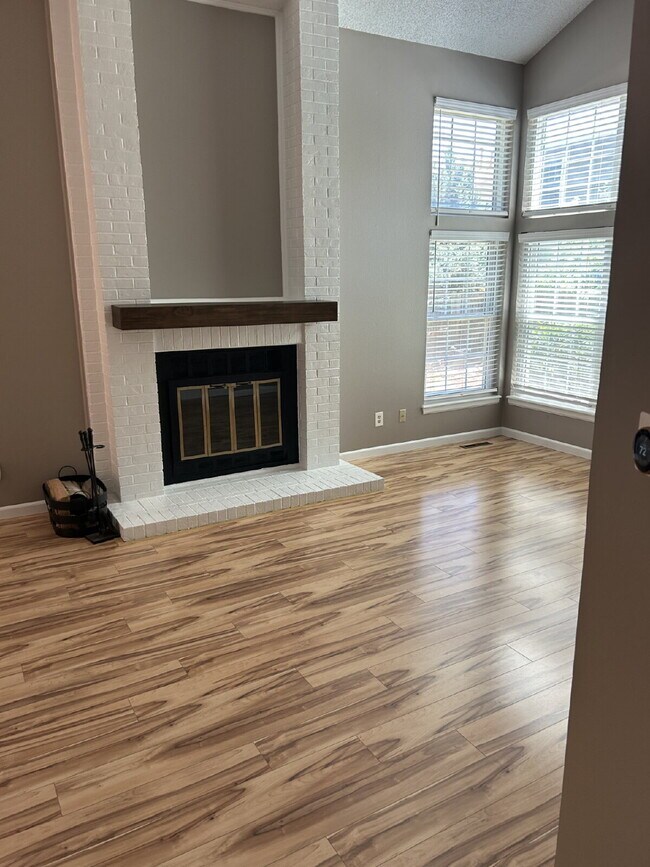 Foto del edificio - 7610 E Gunnison Pl