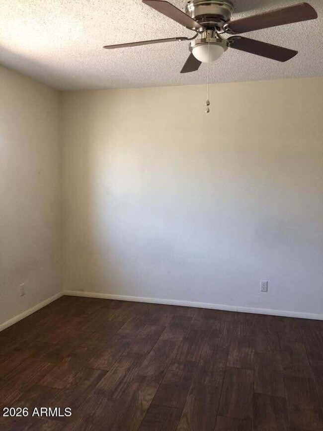 Building Photo - 2308 N 51st Pl