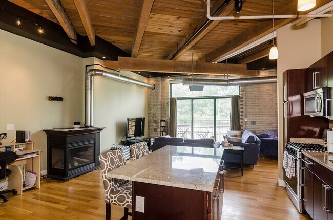 Foto del edificio - 43 Charlton St