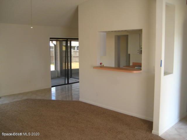 Foto del edificio - 319 Emerson Dr NW
