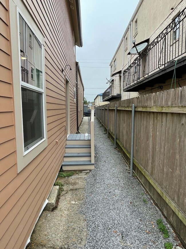 Photo - 2838-2840 Dryades St Apartment