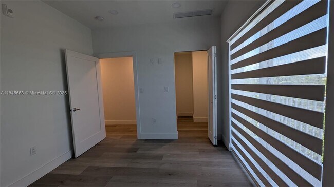 Foto del edificio - 816 84th St