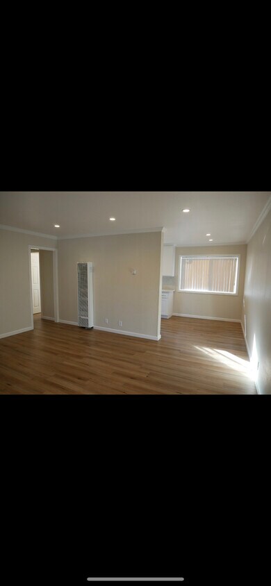 Primary Photo - 151 N 13th St