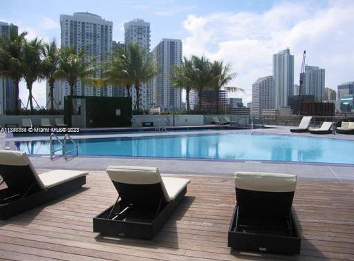 Foto del edificio - 90 SW 3rd St