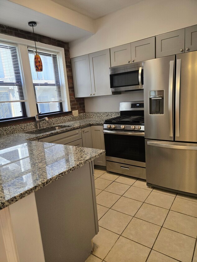 Foto principal - 7518 Cromwell Dr