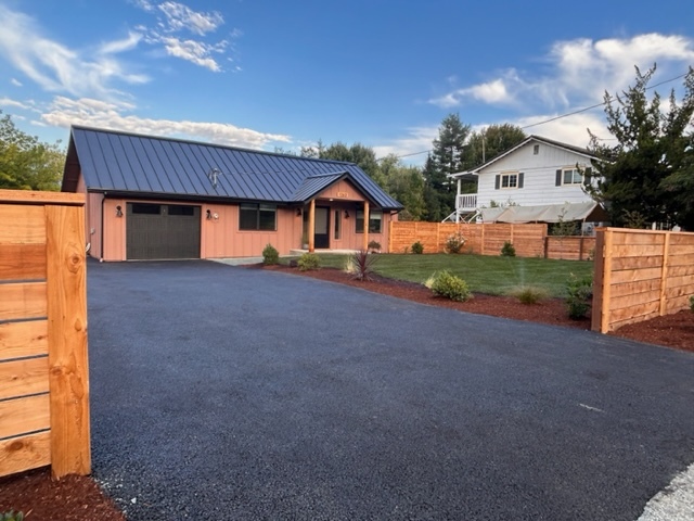 Large Paved Driveway with Room to store and RV or Trailer - 1363 NW Highland Ave