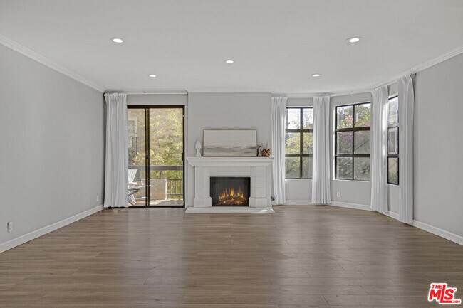 Foto del edificio - 8642 Gregory Wy