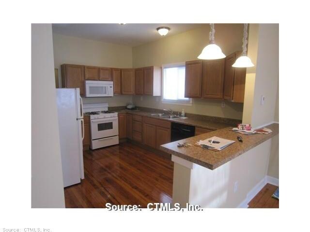 Building Photo - 207 Saltonstall Ave