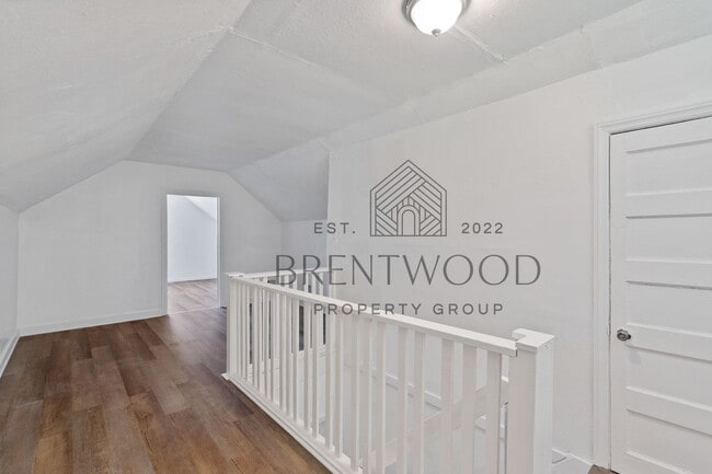 Building Photo - Charming 3BR/1B Single-Family Home