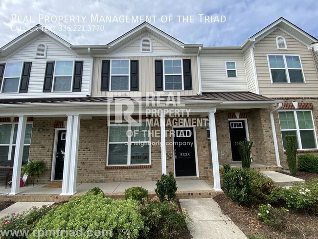 Building Photo - *Move In Special* Wyngate Village 2BR/2.5B...