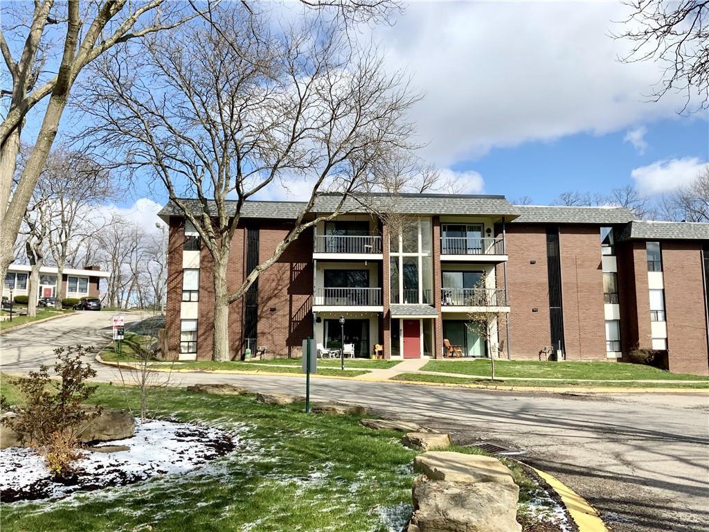 Building Photo - 701 College Park Dr
