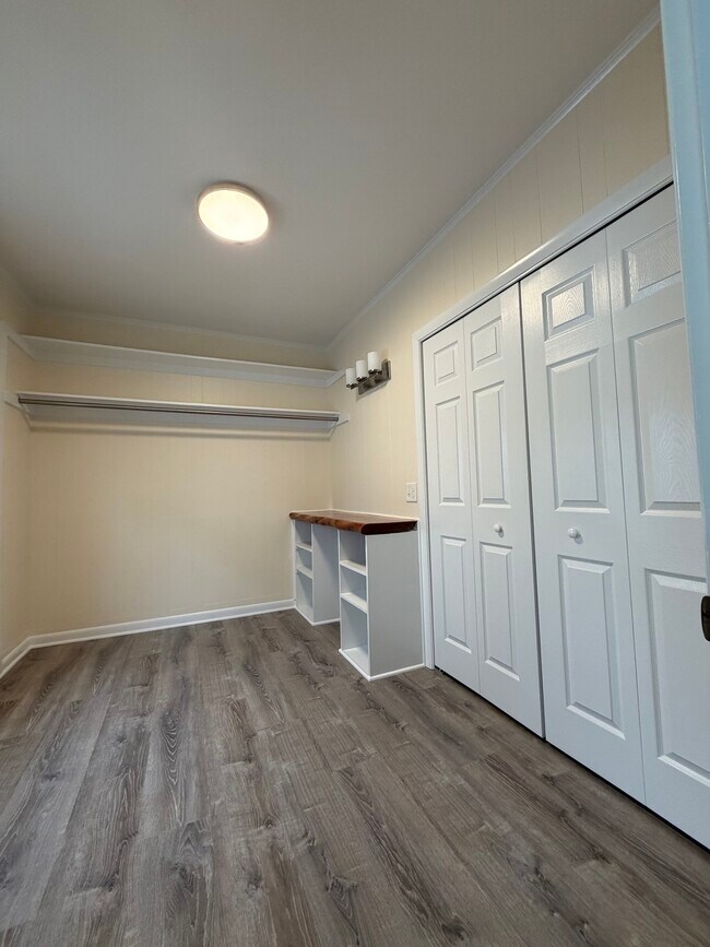 Foto del edificio - 155 Pilgrim Ave