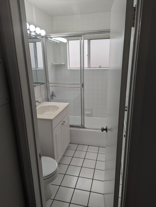 Foto del edificio - 1134 9th St