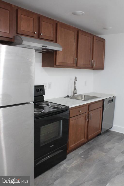 Building Photo - 1204 Monroe St NW