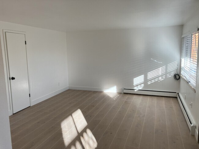 Foto del edificio - 1501 E 16th St